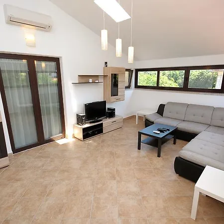 Vv Apartman *