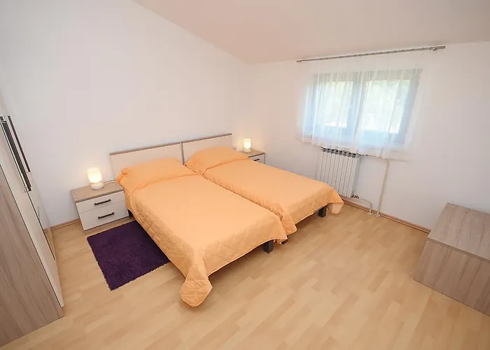 Apartament Vv *